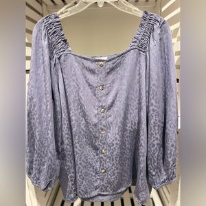 Ava James shirt NWOT. Size medium.